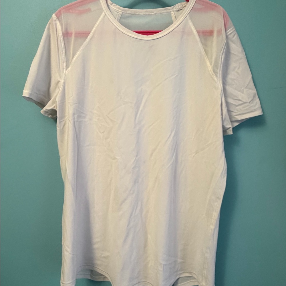 White Short Sleeve lululemon top